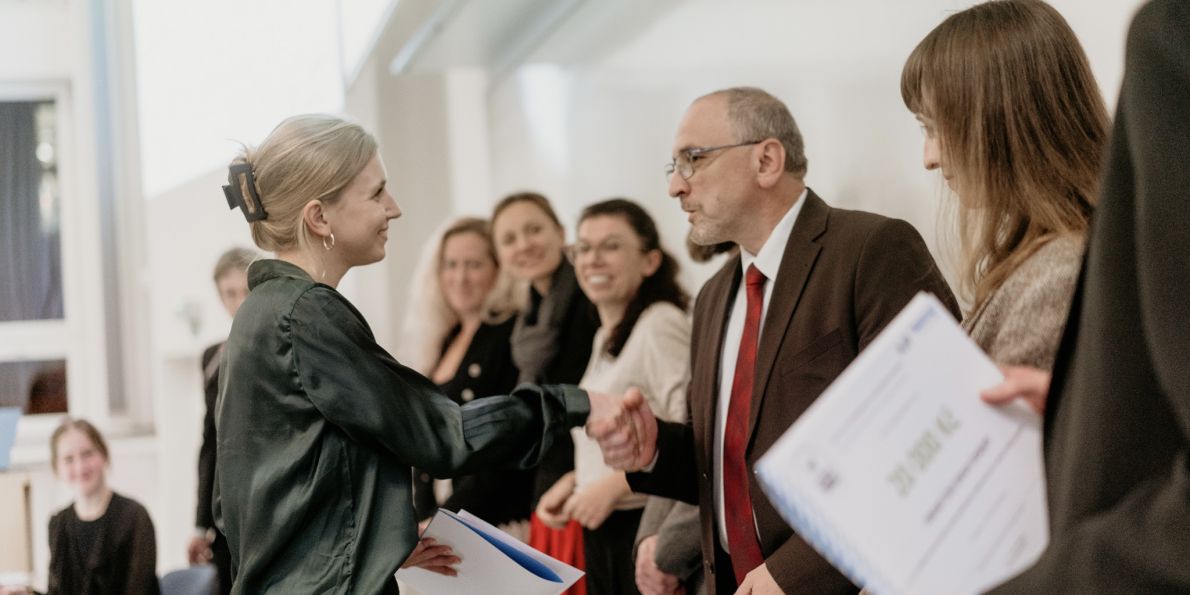 První místo letos získala Eliška Stříbrská z Univerzity Palackého v Olomouci za diplomovou práci nazvanou Plýtvání jídlem v menze. Foto: archiv Czech Envi Thesis