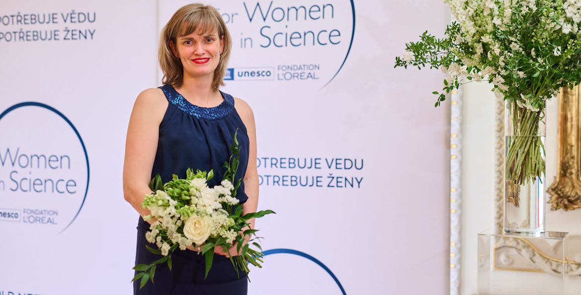 Laureátka letošního ročníku soutěže L'Oréal UNESCO Pro ženy ve vědě Pavla Eliášová z Univerzity Karlovy. Foto: L’Oréal UNESCO Pro ženy ve vědě