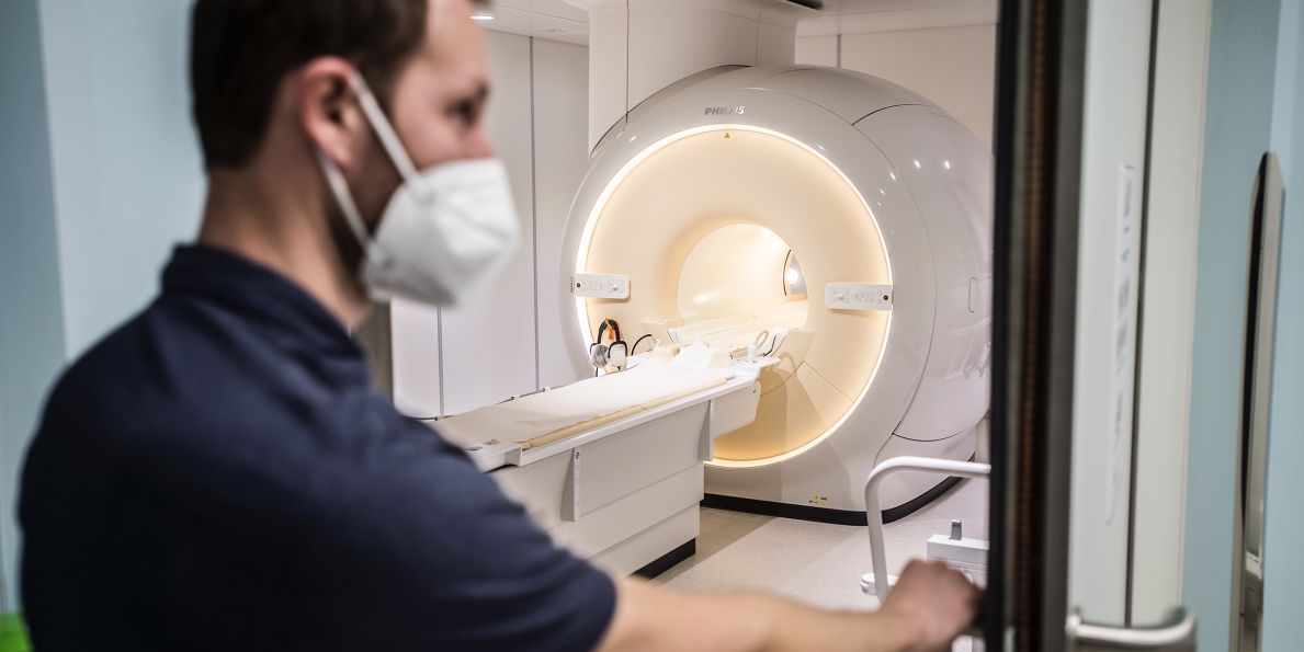 K zobrazení nádoru děložního čípku používají na Klinice onkologie a radioterapie FN Hradec Králové výhradně magnetickou rezonanci. 